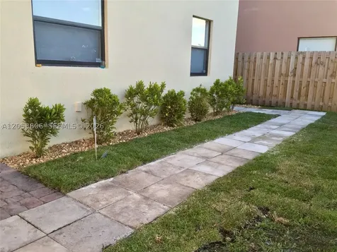 14435 SW 16th Street Miami FL 33175