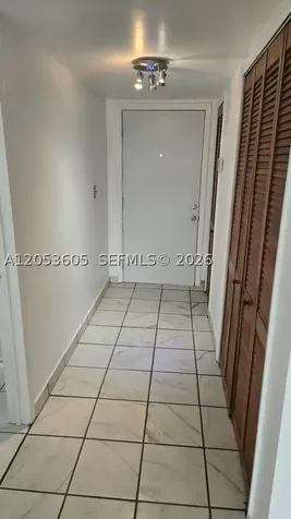 13707 Kendale Lakes Circle Miami FL 33183
