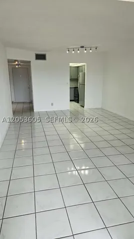 13707 Kendale Lakes Circle Miami FL 33183