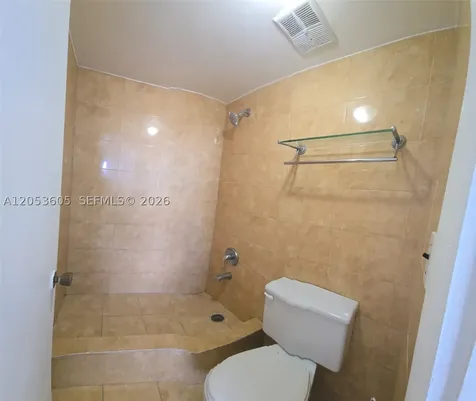 13707 Kendale Lakes Circle Miami FL 33183