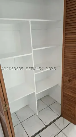 13707 Kendale Lakes Circle Miami FL 33183