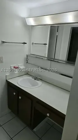 13707 Kendale Lakes Circle Miami FL 33183