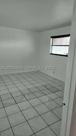 13707 Kendale Lakes Circle Miami FL 33183