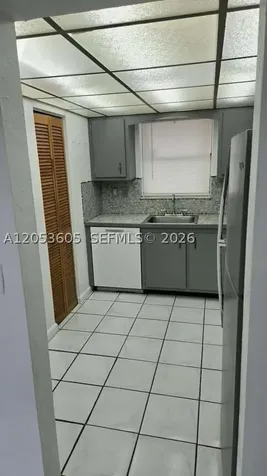 13707 Kendale Lakes Circle Miami FL 33183