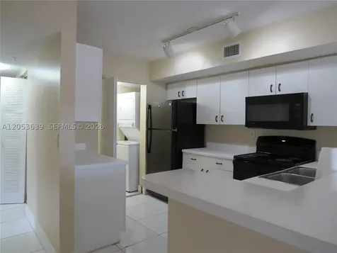 2640 S University Drive Davie FL 33328