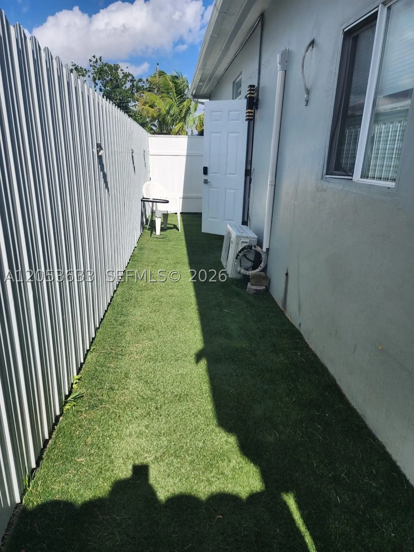 2323 Taft Street Hollywood FL 33020