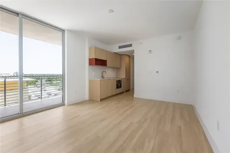 90 NE 32nd Street Miami FL 33137