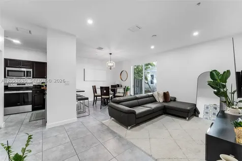 134 SE 28th Terrace Homestead FL 33033