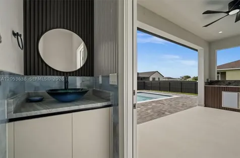 409 NW 25th Place Cape Coral FL 33993
