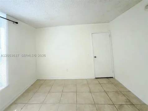 2075 NE 164th Street North Miami Beach FL 33162