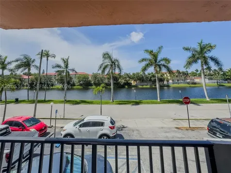 2075 NE 164th Street North Miami Beach FL 33162
