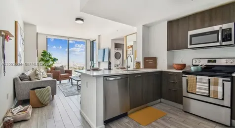 230 NE 4th Street Miami FL 33132