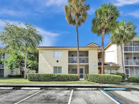 440 S Park Hollywood FL 33021