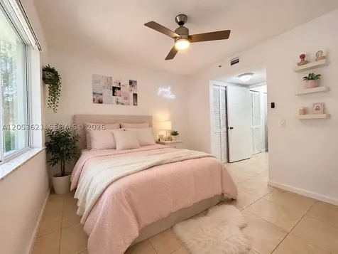 440 S Park Hollywood FL 33021