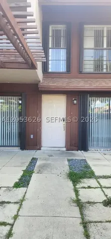 11500 SW 64th Street Miami FL 33173