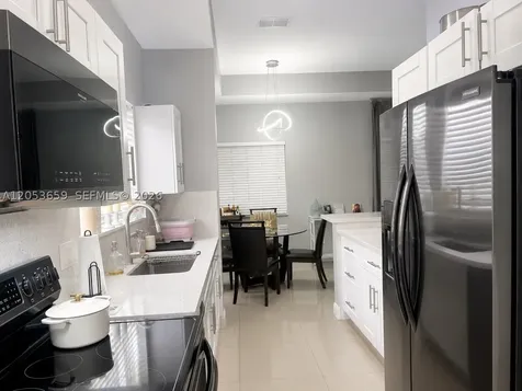 1040 SW 85th Terrace Pembroke Pines FL 33025