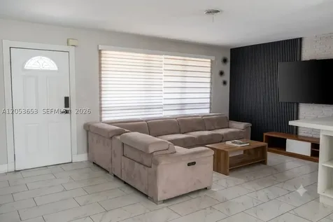 351 NW 206th Terrace Miami Gardens FL 33169