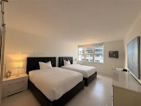 100 Lincoln Road Miami Beach FL 33139