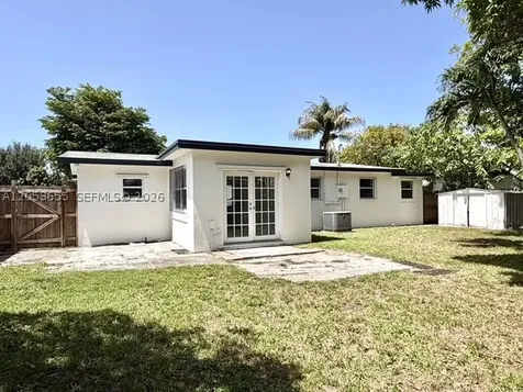 4810 NW 11th Place Lauderhill FL 33313