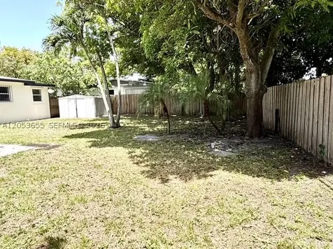 4810 NW 11th Place Lauderhill FL 33313