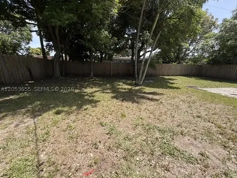 4810 NW 11th Place Lauderhill FL 33313