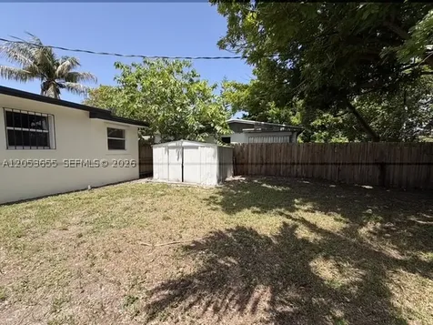 4810 NW 11th Place Lauderhill FL 33313