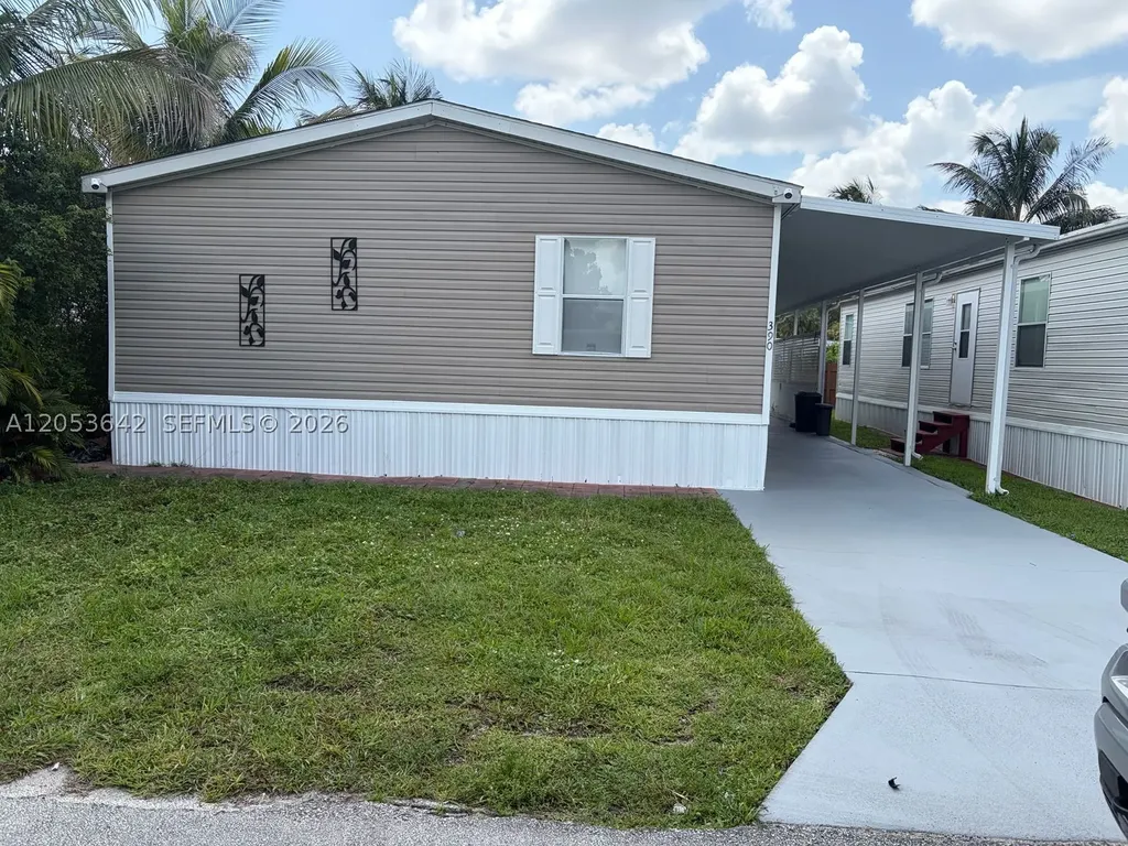 390 NW 134th Avenue Plantation FL 33325