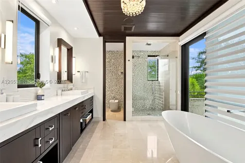 3714 Pine Lake Drive Weston FL 33332