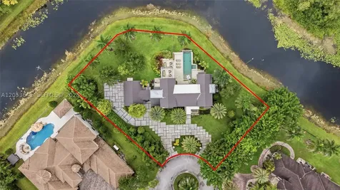 3714 Pine Lake Drive Weston FL 33332