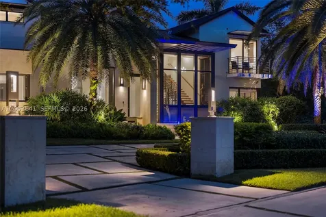 3714 Pine Lake Drive Weston FL 33332