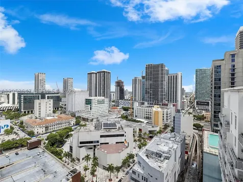 227 NE 2nd Street Miami FL 33132