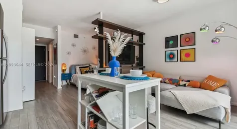 230 NE 4th Street Miami FL 33132