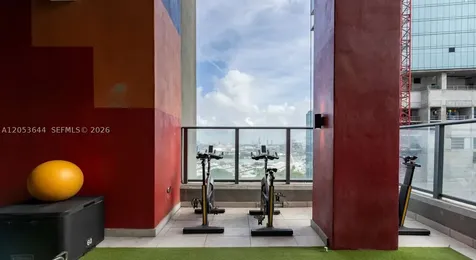 230 NE 4th Street Miami FL 33132