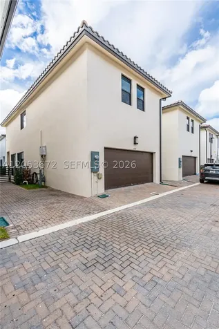 4374 NW 81st Avenue Doral FL 33166