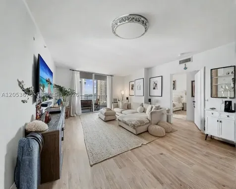 701 Brickell Key Boulevard Miami FL 33131