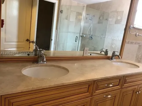 5273 NW 113th Avenue Doral FL 33178