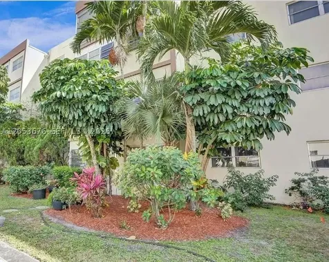 4047 NW 16 Lauderhill FL 33313