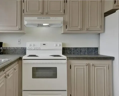 4047 NW 16 Lauderhill FL 33313