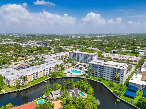 3000 NE 16th Avenue Oakland Park FL 33334