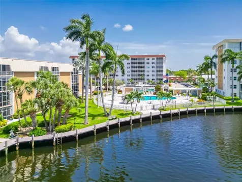 3000 NE 16th Avenue Oakland Park FL 33334