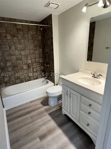 50 Menores Avenue Coral Gables FL 33134
