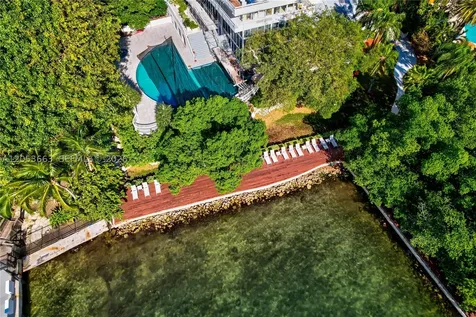 1627 Brickell Avenue Miami FL 33129