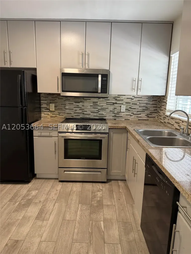 2061 NW 81st Avenue Pembroke Pines FL 33024