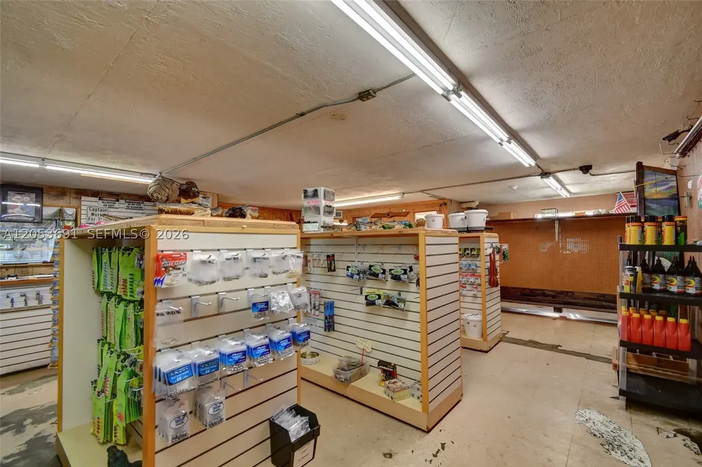 6001 Lake Trafford Road Other City - In The State Of Florida FL 34142