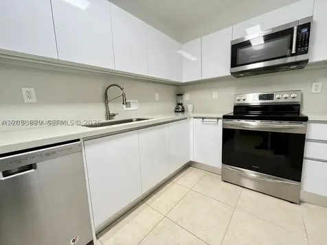 10185 Collins Avenue Bal Harbour FL 33154