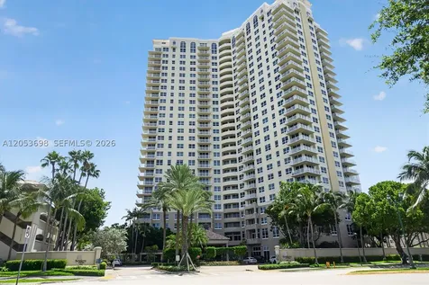 19501 W Country Club Drive Aventura FL 33180