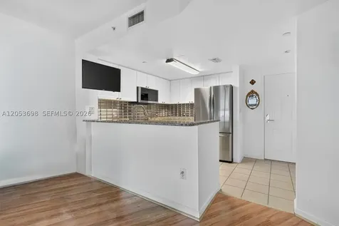 19501 W Country Club Drive Aventura FL 33180