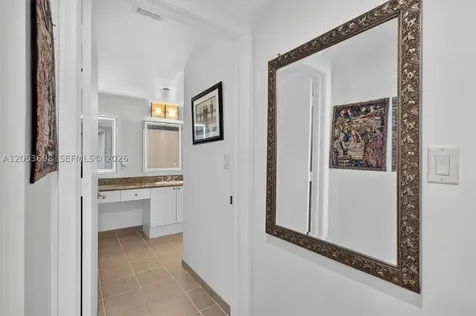 19501 W Country Club Drive Aventura FL 33180