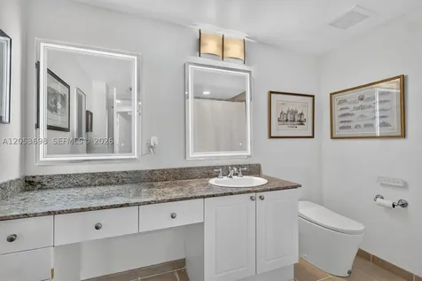 19501 W Country Club Drive Aventura FL 33180