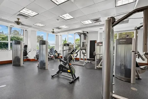 19501 W Country Club Drive Aventura FL 33180